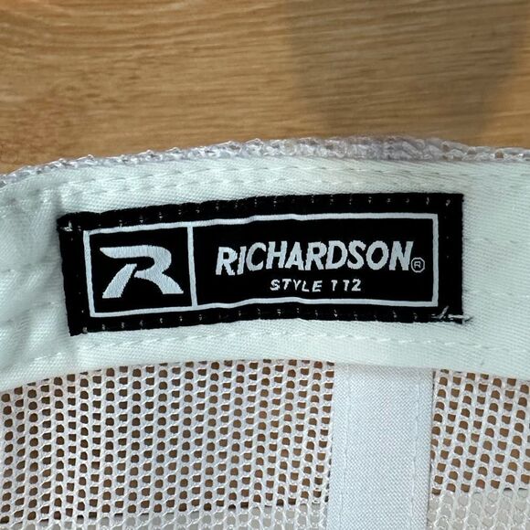 NWT Richardson Owl Gray White Mesh Snapback Hat - Picture 10 of 11